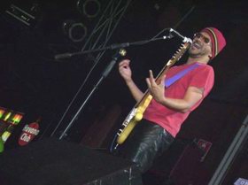 Rafo R�ez & Los Paranoias (rockopolis.tk)